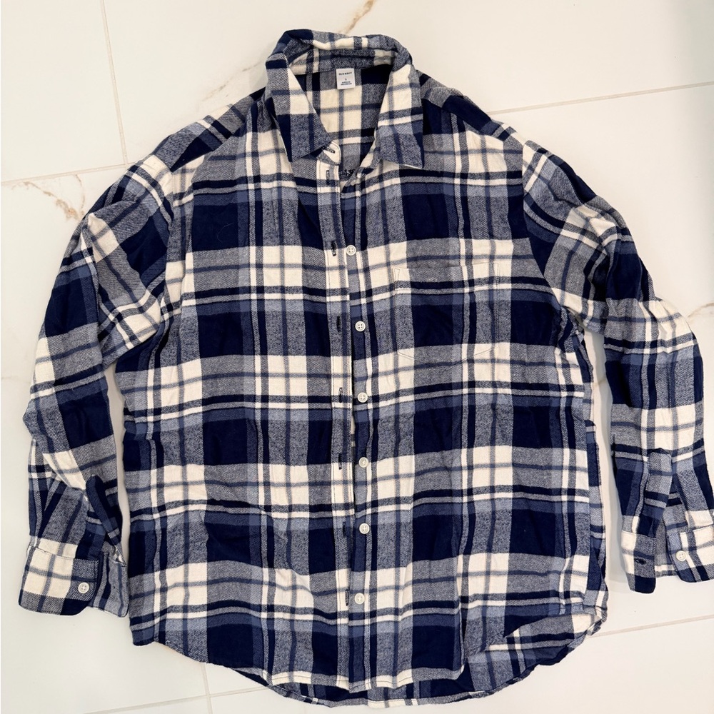 Old Navy Plaid Button-Down Shirt in Navy and Cream